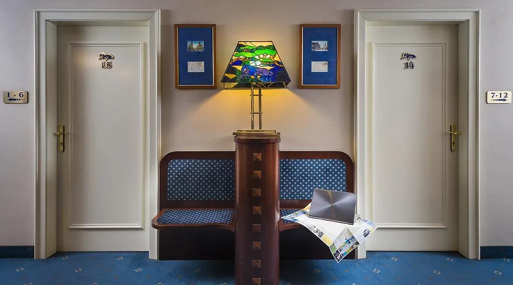 Leo Panzio Hotel ブダペスト